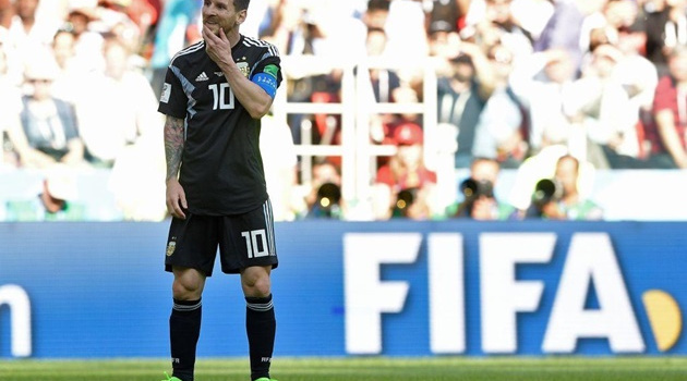 Mourinho phản ứng bất ngờ về màn trình diễn của Messi trước Iceland