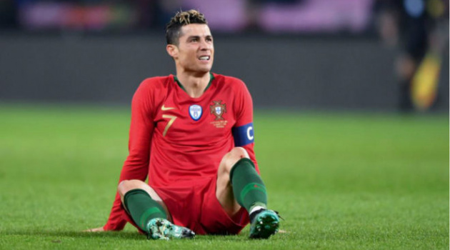 Fabregas 'dằn mặt' Ronaldo với tuyên bố sốc về Hazard