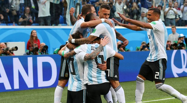 Cesc Fabregas văng tục sau chiến thắng của Argentina