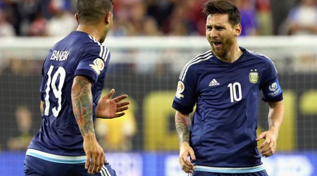Cứu tinh của Messi và Argentina: Còn ai khác ngoài Ever Banega