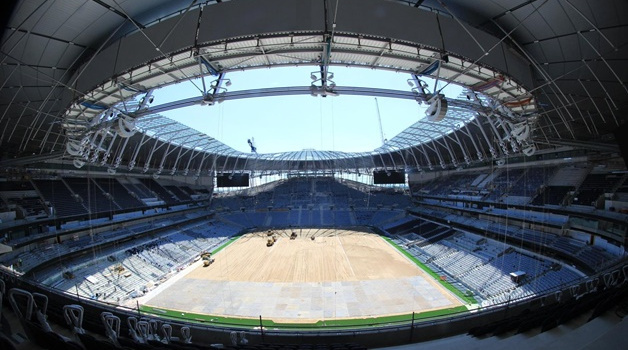 Tottenham mở cửa tham quan SVĐ mới: Hiện đại nhưng...