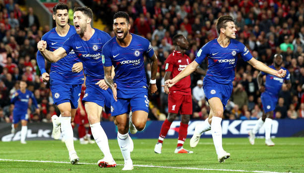 Cảm xúc dâng trào, Chelsea bất chấp ăn mừng với 'vị khách' lạ mặt