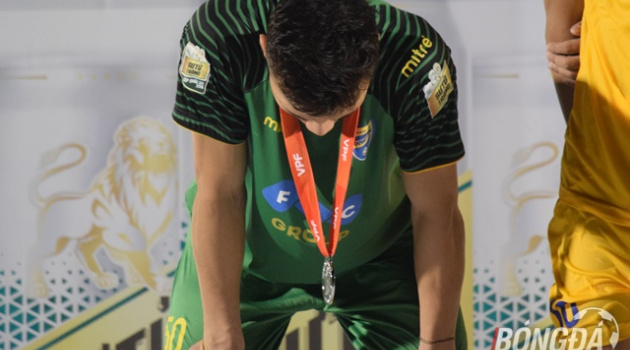 HLV Nguyễn Đức Thắng: Đây sẽ là bài học lớn cho Bùi Tiến Dũng