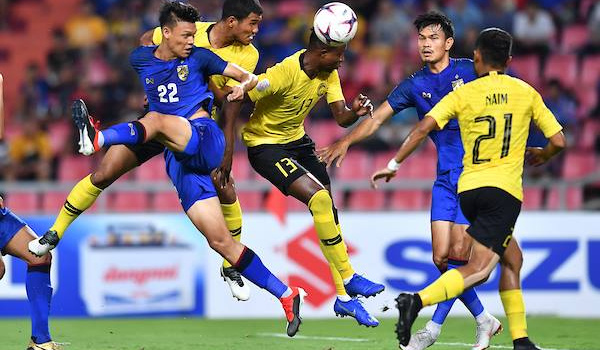 Ngược dòng nghẹt thở, NHM Malaysia gọi Vua phá lưới Thái Lan là 'người hùng'