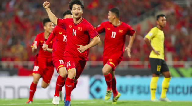 Sát thủ hạ Thái Lan trở lại, Võ Tòng Công Phượng cũng nên tái xuất?