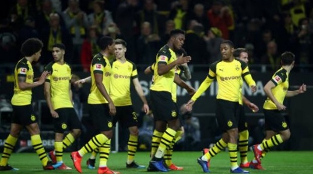 Song sát Gotze và Sancho tỏa sáng, Dortmund tiến vững chắc đến ngôi vô địch