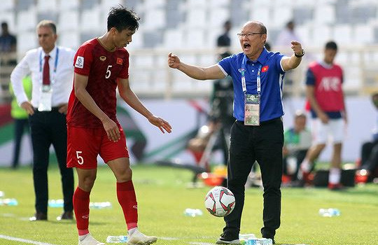 Đoàn Văn Hậu được CLB Bundesliga săn đón: Sự trưởng thành và món quà từ thầy Park