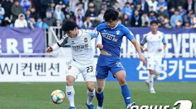 Công Phượng chơi ấn tượng, BLV Quang Huy khuyên fans Việt điều này