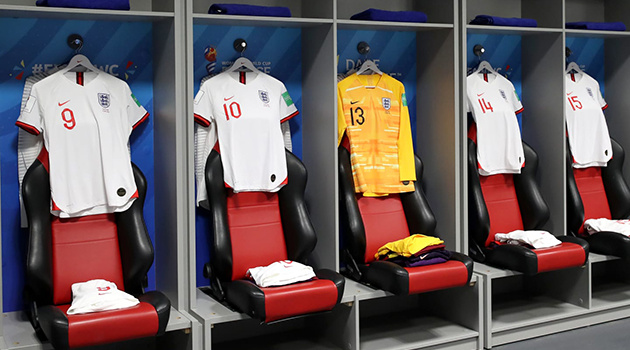 Cựu sao Man Utd đưa tuyển nữ Anh nhọc nhằn giành chiến thắng ra quân