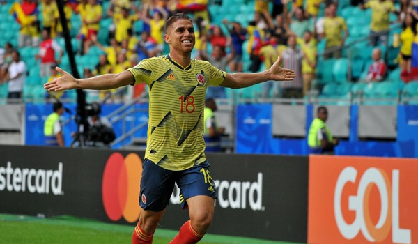 Nhẹ nhàng hạ gục Paraguay, Colombia củng cố vững chắc ngôi đầu