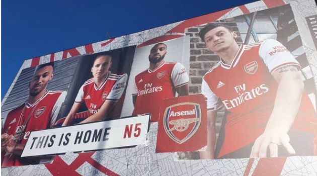 Arsenal quảng cáo rầm rộ cho bộ cánh mới mùa giải 2019/2020