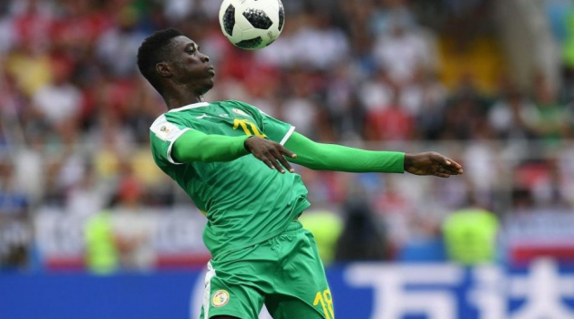 Xem Mane đá giải châu Phi, CĐV Liverpool nghía luôn sao trẻ cho đội nhà