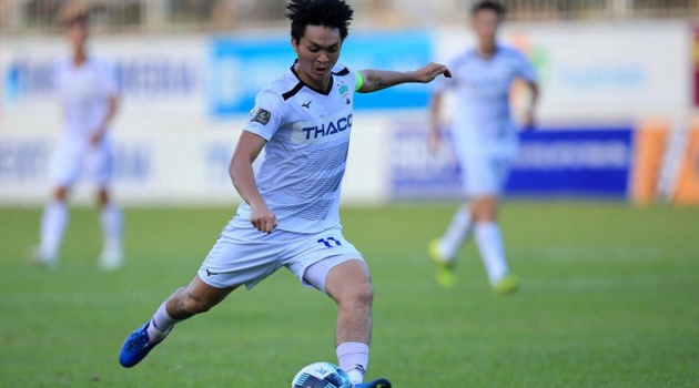 5 điểm nhấn vòng 17 V-League: Tuấn Anh mở tài khoản, Quang Hải giải hạn
