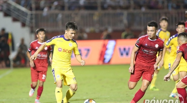 Đỗ Văn Thuận nhận thẻ đỏ, bước ngoặt trận super match TP.HCM-Hà Nội FC