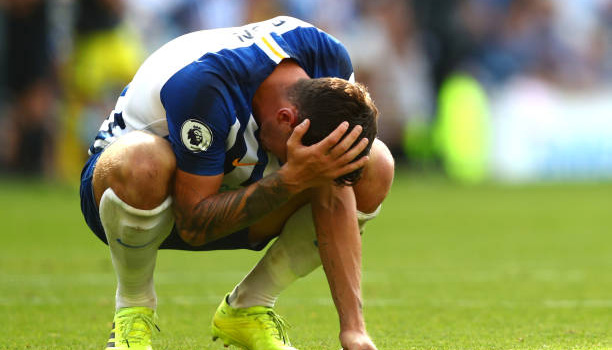 Số 10 báo hại, Brighton thất bại cay đắng trên sân nhà