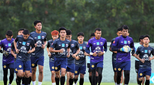 ĐT Thái Lan: Gọi 16 tiền vệ, 2 tiền đạo và dụng ý của HLV Akira Nishino