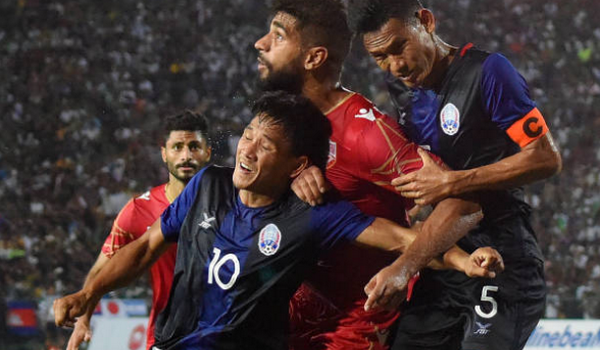 Vô cùng đáng tiếc, Cambodia suýt tạo nên bất ngờ cùng huyền thoại Nhật Bản