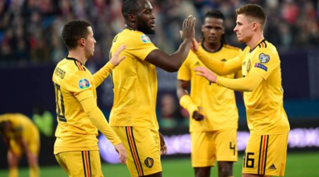 Nhà Hazard chói sáng, Bỉ giành ngôi nhất bảng I với 9 trận toàn thắng