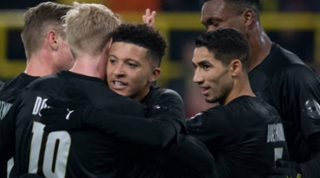 Đội hình tiêu biểu vòng 14 Bundesliga: Dortmund thị uy sức mạnh