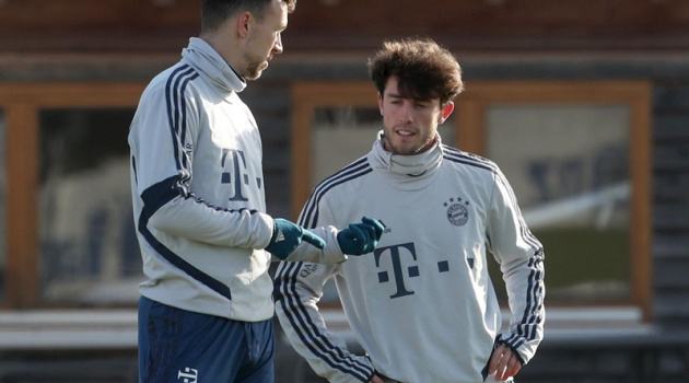 NHM tiết lộ kế hoạch IQ vô cực khi sao Bayern khiến đồng đội ngã quỵ