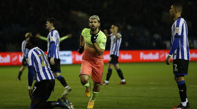 Aguero nổ súng, Man City tiến thẳng vào tứ kết