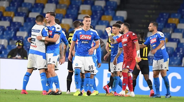 Eriksen xâu kim Ospina từ chấm phạt góc; Inter Milan bị loại khỏi Coppa Italia