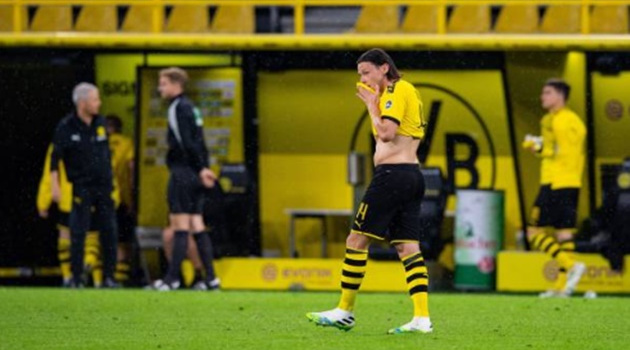 Sancho - Haaland bất lực trước kẻ khốn cùng, Dortmund thua sốc sau khi mất đĩa bạc