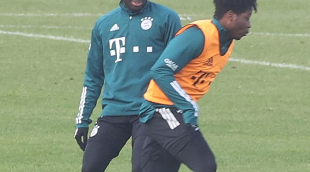 XONG! Hình ảnh đáng chú ý xuất hiện, Bayern Munich mừng rỡ vì máy chạy