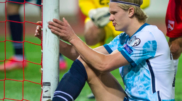 Erling Haaland bỗng hóa vô hại đến lạ