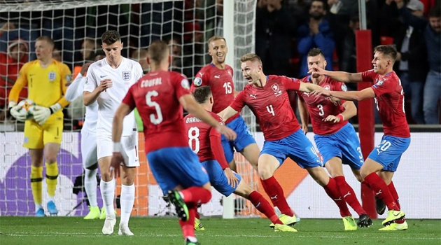 TRỰC TIẾP CH Czech 0-1 Anh (KT): Tam sư đầu bảng