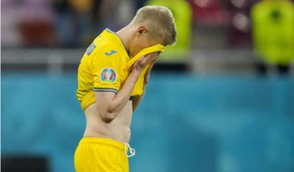 Sao Man City bật khóc khi để thua tối thiểu trước ĐT Áo