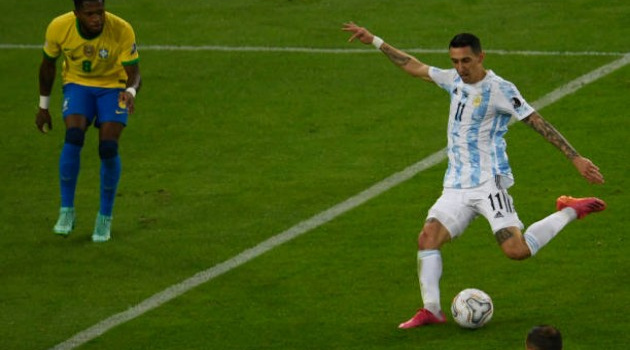 Giúp Argentina vô địch, Messi nói gì với Di Maria sau trận?