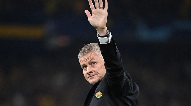  Solskjaer có hành động gây bất ngờ với toàn bộ ê-kíp Man Utd 
