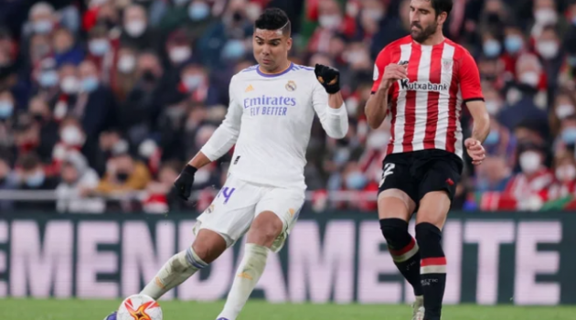 Casemiro khiến Real bị loại ở tứ kết Copa del Rey