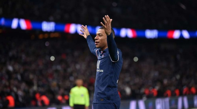 Mbappe nói gì khi sánh ngang Ibra?