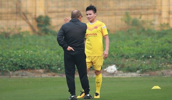 Thầy Park lo Quang Hải xuất ngoại và nghịch lý của bóng đá Việt Nam