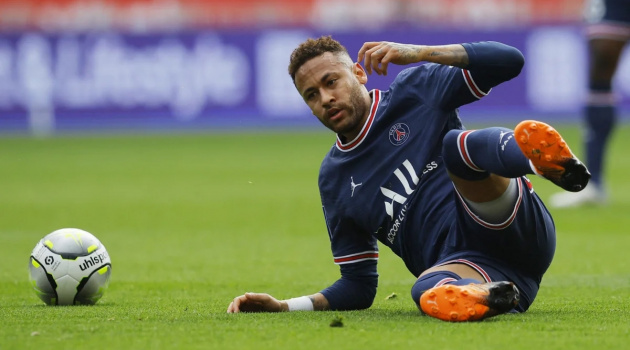 Nhà báo Pháp: Neymar thường say xỉn và lười tập