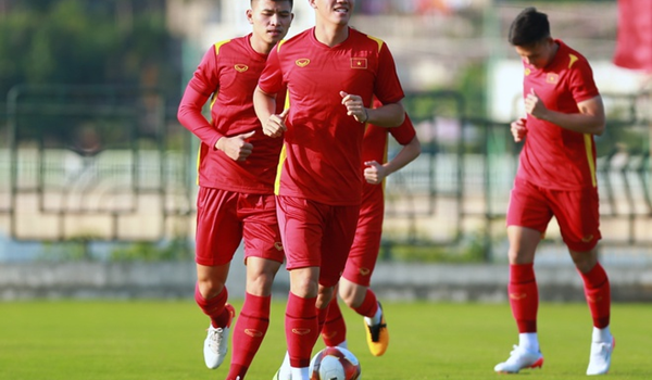 Tiến Linh đá cặp cùng Văn Tùng trước U23 Indonesia