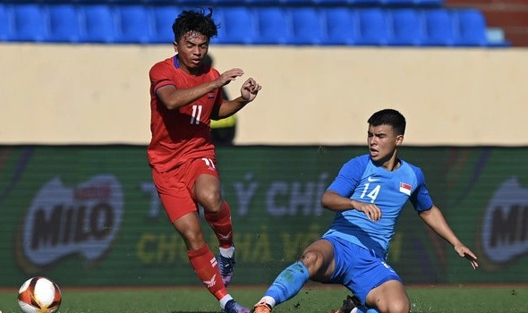 Thắng nhọc Campuchia, U23 Singapore nuôi hy vọng đi tiếp