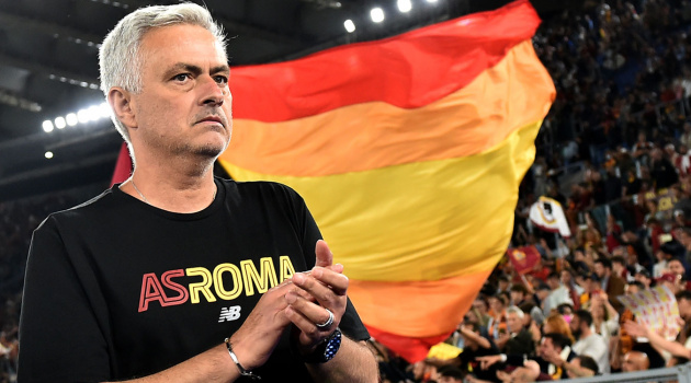 Vô địch Conference League, Mourinho chốt luôn tương lai