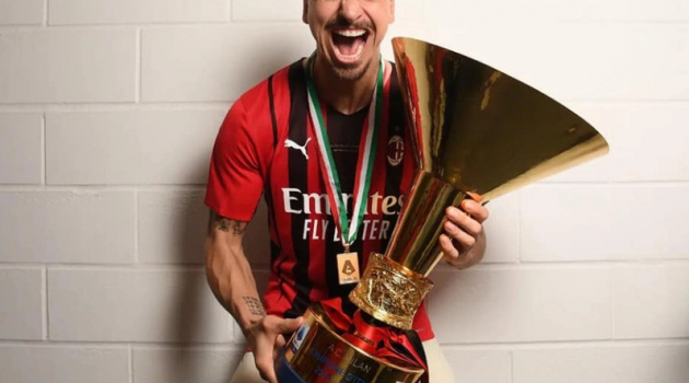 Ibrahimovic: 'Tôi thi đấu mà không có dây chằng đầu gối trong 6 tháng'