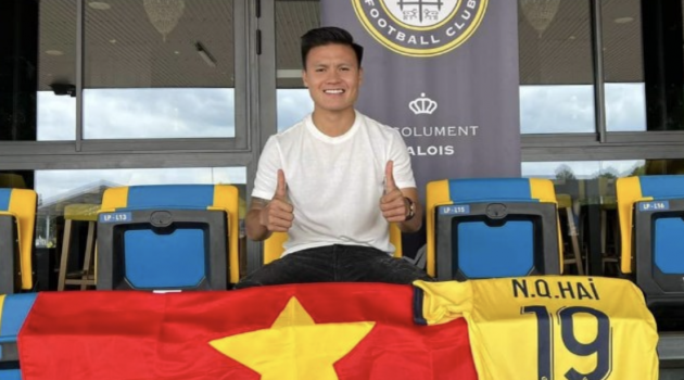 Vì sao Quang Hải chỉ ký hợp đồng 2 năm với Pau FC?