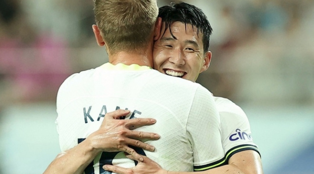 Son Heung-min lập cú đúp trong trận thắng 6-3 của Tottenham