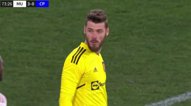De Gea mắc sai lầm, Man United lọt lưới trước Palace