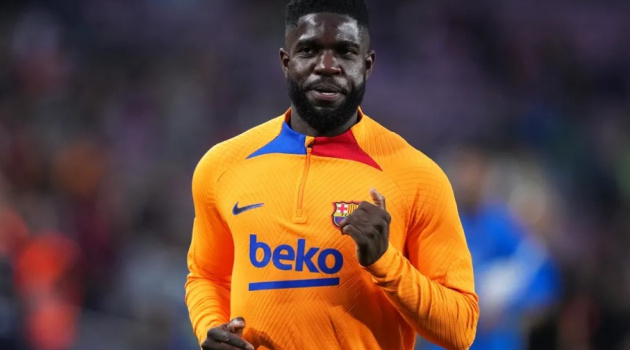 Người thừa Barca rơi nước mắt ở CLB mới