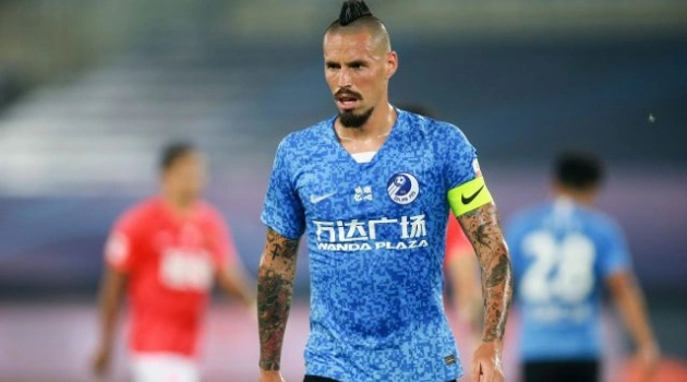 FIFA trừng phạt CLB Trung Quốc vì nợ lương