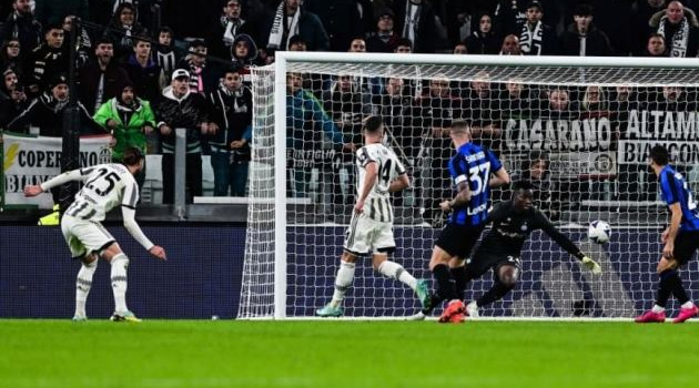 Juventus đẩy Inter Milan xuống vị trí thứ 7