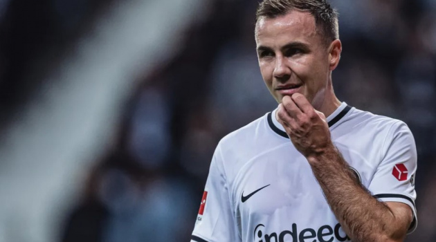 Hansi Flick giải đáp quyết định gây tranh cãi với Gotze