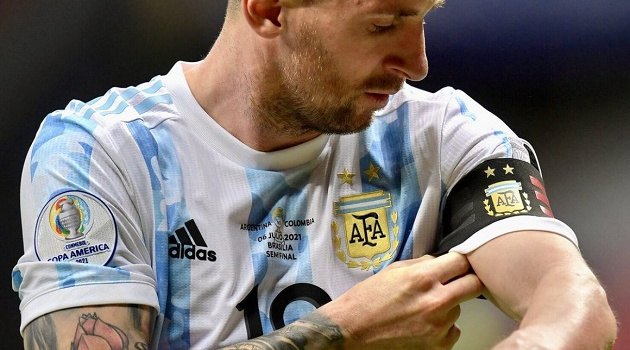 Messi bán đấu giá áo đấu ở kỳ World Cup cuối cùng