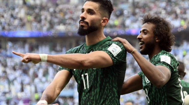 Tiền đạo Saudi Arabia bác tin được thưởng Rolls-Royce